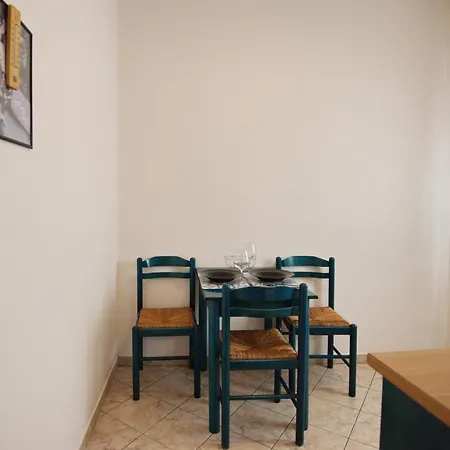 بيت ضيافة Nelli Alonissos باتيتيري